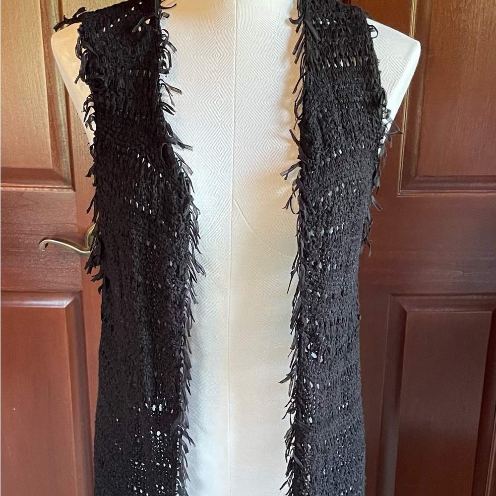 Chico’s 40” long sweater vest. Size 0 Black